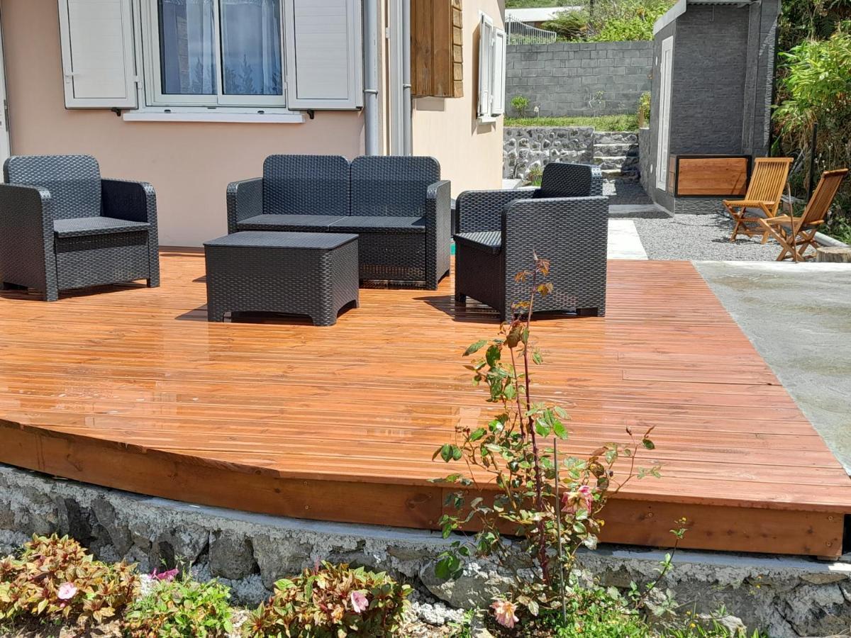 La Kaz Zambaville Avec Jacuzzi Privatif La Plaine des Palmistes Exterior foto